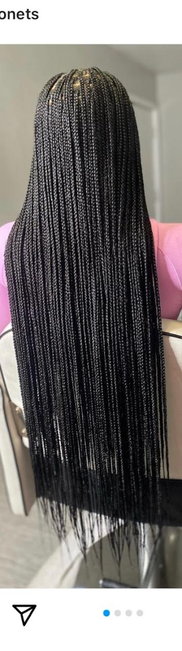 Houston braid and weave lounge