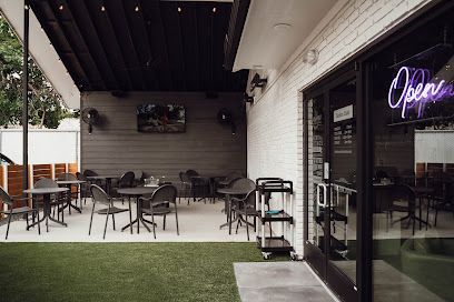 Sonoma Wine & Cheese - Garden Oaks