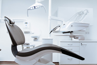 Cham Dental . Nada Alsawaf, DDS . MS