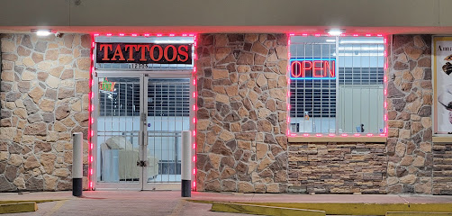 24/7 TATTOOS AND PIERCINGS