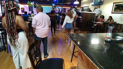 Diamond Lounge Bar and Grill