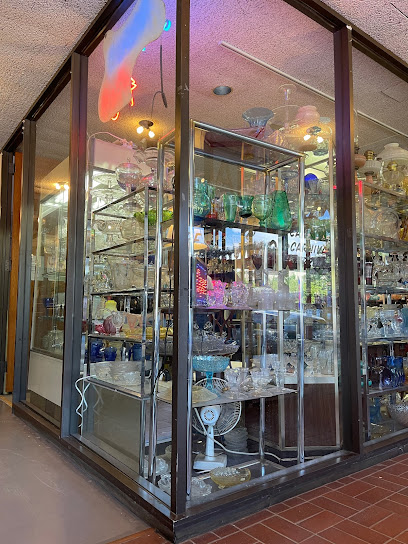 Market Place Antiques W Mall
