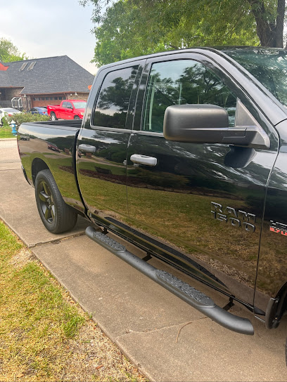 Cho's Auto Body Shop