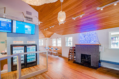 Cloud 10 Creamery