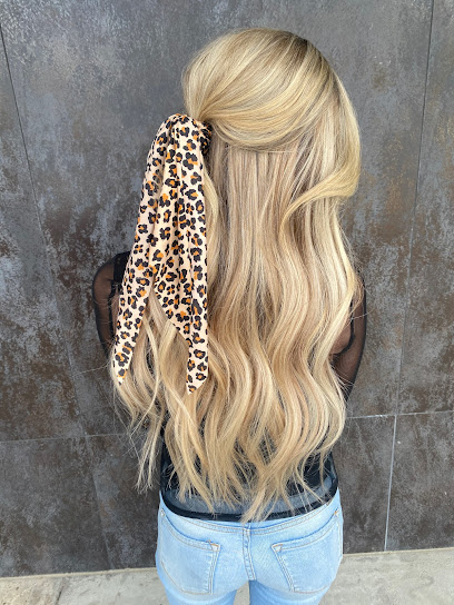Blondetourage Salon