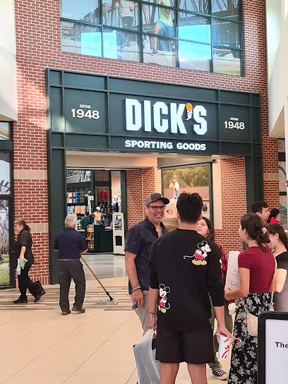 DICK'S Sporting Goods