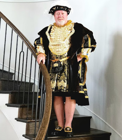 Costumes by Antonia